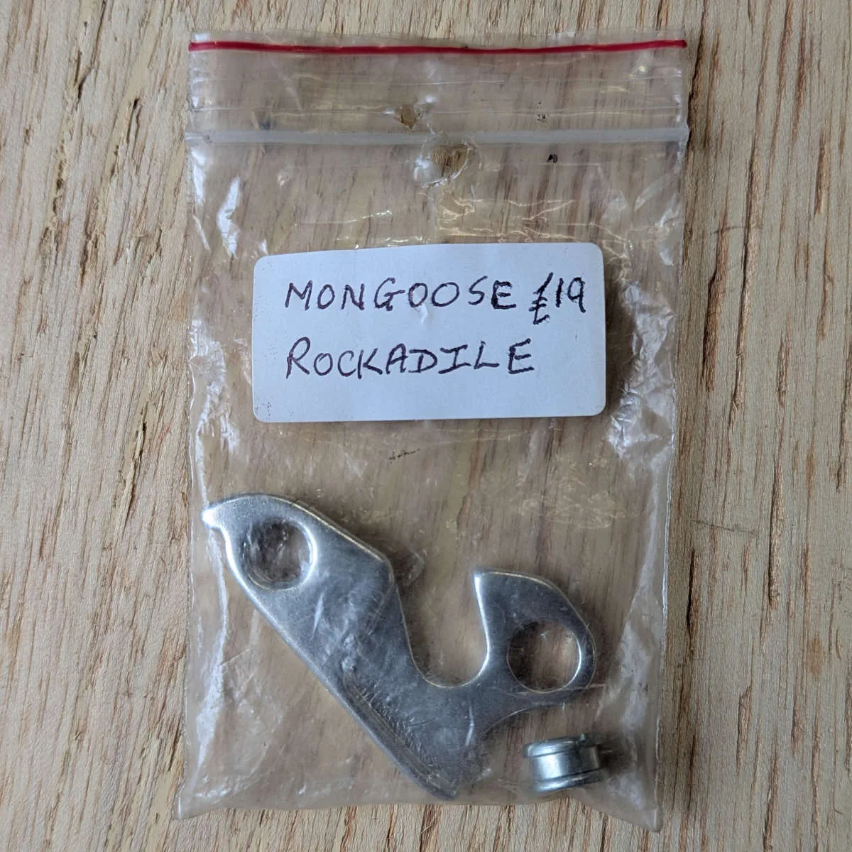 Mongoose rockadile mech hanger