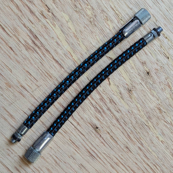 Pump flexible hose for schraeder pair